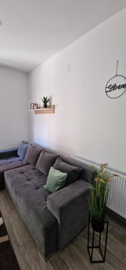 Apartman Bajka Ruma Exterior foto